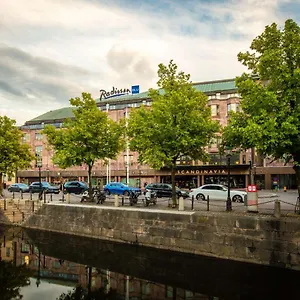 Radisson Blu Scandinavia Hotel, Отель
